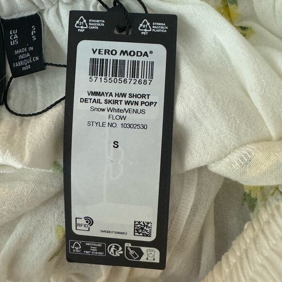Vero Moda Maya High Waist Flounce Mini Detail Skirt - White/Venus NWT Size Small - Picture 9 of 9